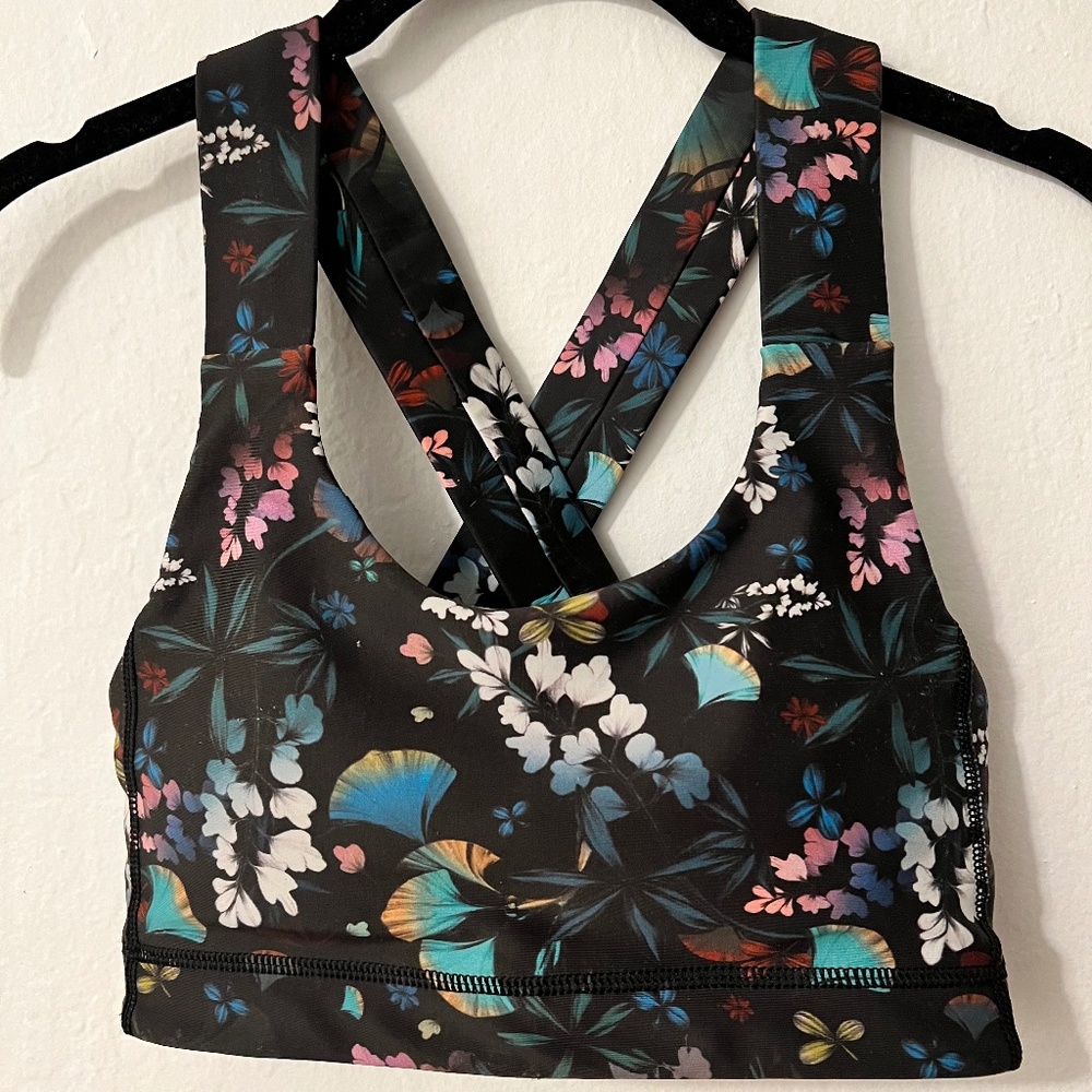 Lorna Jane Floral Print Sports Bra